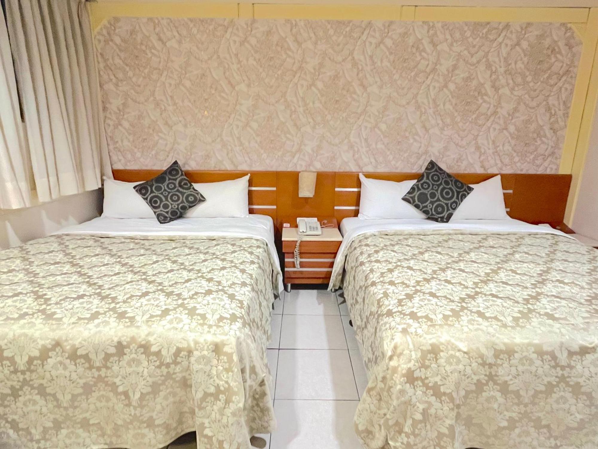 Hua Guo Hotel Keelung Oda fotoğraf