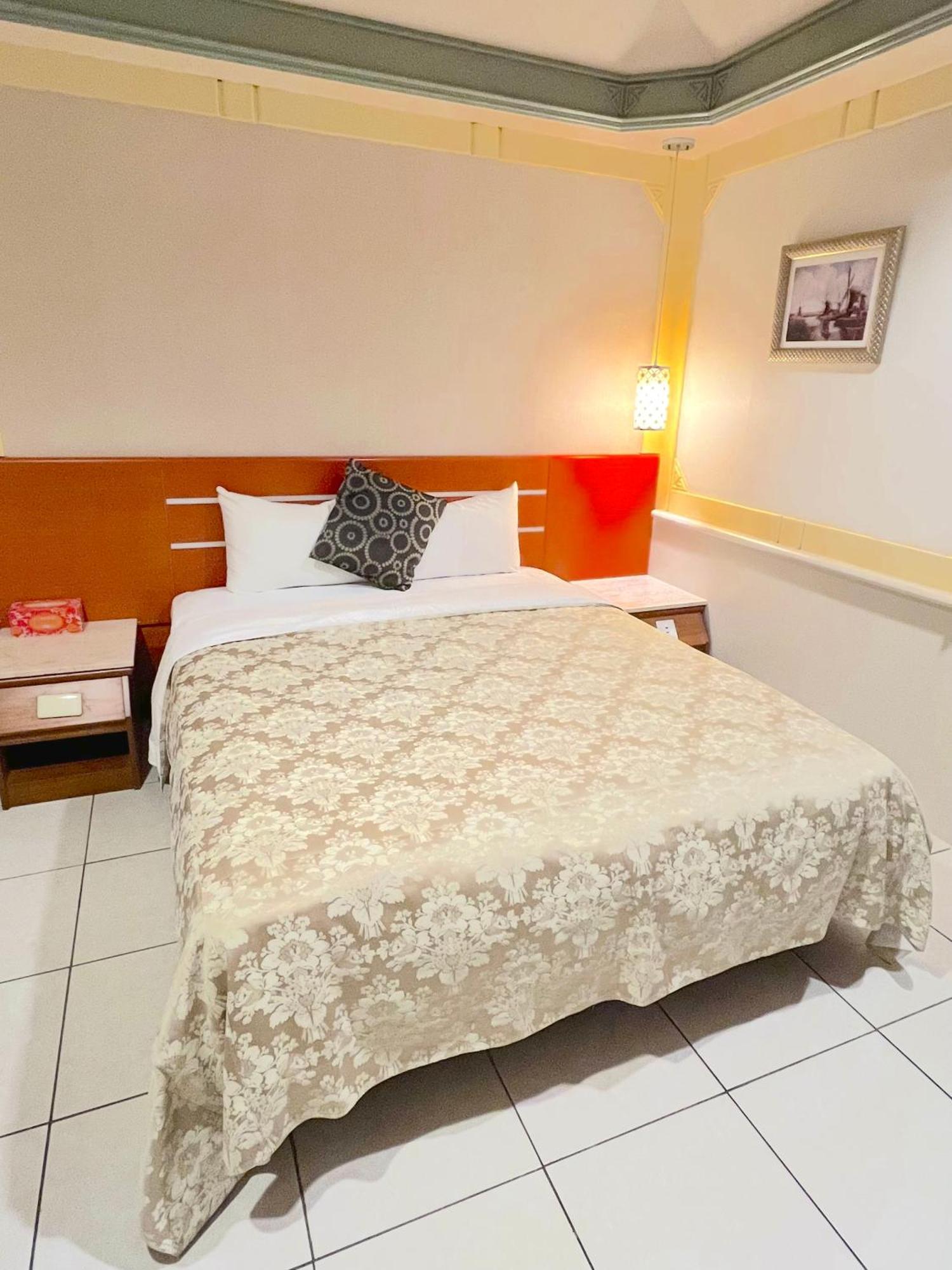Hua Guo Hotel Keelung Dış mekan fotoğraf